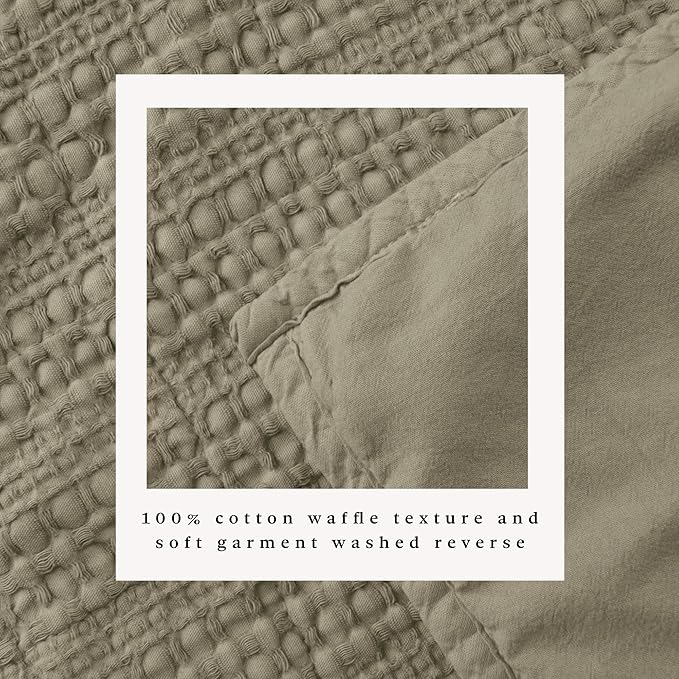 Great Bay Home Full/Queen Size Green 100% Cotton Honeycomb Waffle Quilt and Sham Set - Garment Washed, Waffle Weave Like Texture, Lightweight 3-Piece Bedding Set (Eucalyptus Green)