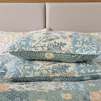 CASAAGUSTO Queen Quilt Set - 3 Pieces Patchwork Green Quilt Bedding Set, Lightweight Queen Bedspread Coverlet, Reversible Floral Bed Cover for All Seasons (90"x94", 1 Quilt + 2 Pillow Shams)