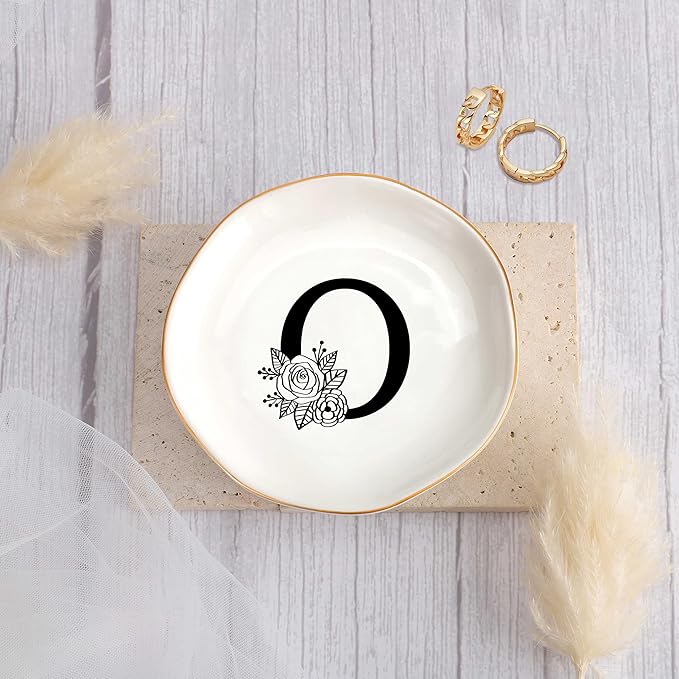 JoycuFF Initial O Ceramic Jewelry Tray, Bridesmaid Bride Gifts, Mothers Day Christmas Anniversary Engagement Birthday Gifts for Women Couples, Trinket Dish for Rings Earrings Necklaces Bracelets Keys