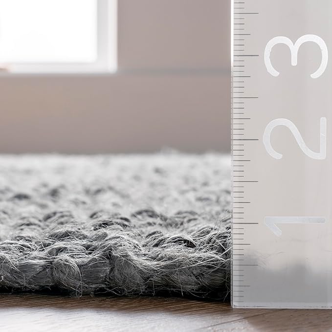 Nuloom Daniela Grey, 4' x 6', Handmade, Jute, Tassel, Soft and Textured, High Traffic, Stain Resistant, Easy Clean, Durable Area Rug for Bedroom, Living Room, Dining Space, Foyer, Entryway