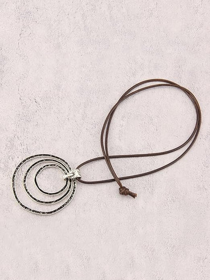Leather Necklace for Women Boho Choker Necklace Long Cord Leather Pendant Bohemian Neckalce Vintage Alloy Pendant Leather Rope Necklace Wooden Necklaces for Women