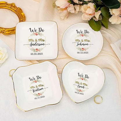 Custom Couple Jewelry Dish Engagement Gifts for Bride and Groom, Personalized Wedding Ring Holder, Mr and Mrs Ceramic Tray, Newlywed Trinket Plate, Gift for Wife Husband Anniversary