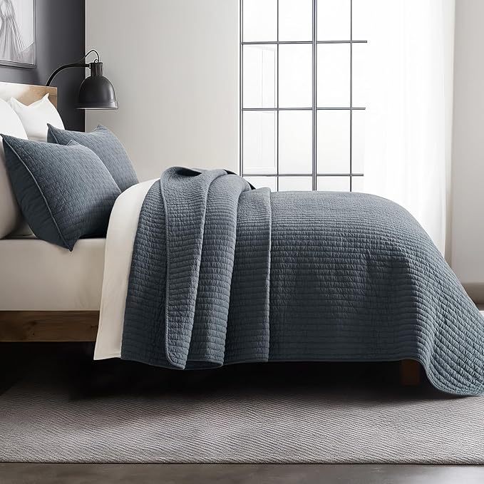 EVERGRACE Cross Stitch Pre-Washed Cotton Quilt Bedding Set Queen Size, Oversized 3 Pieces Lightweight Bedspread Coverlet for All Season, with 2 Matching Shams, Midnight Blue, 92"x96"