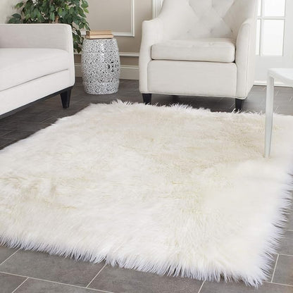 SAFAVIEH Faux Sheep Skin Collection 5' x 8' Grey FSS115D Silken Glam 2.35-inch Thick Area Rug