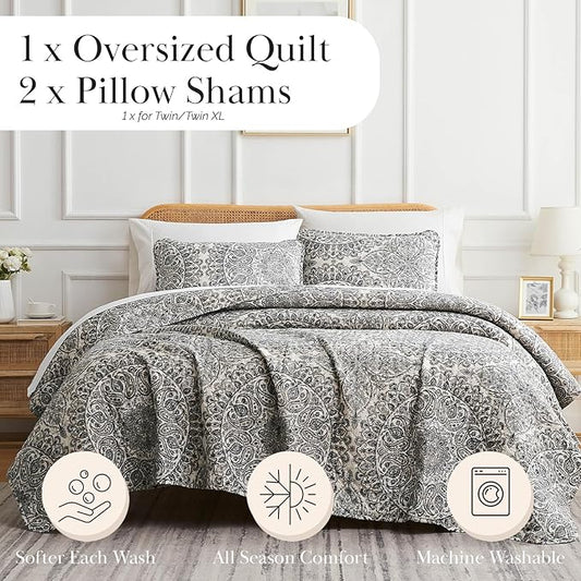 Southshore Fine Living, Inc. Ashanti Collection Oversized Quilt Queen Bedding Set Lightweight, Soft Coverlet Bedspread 3-Piece with Two Matching Shams (98 in Wide x 98 in Long), Full/Queen, Grey