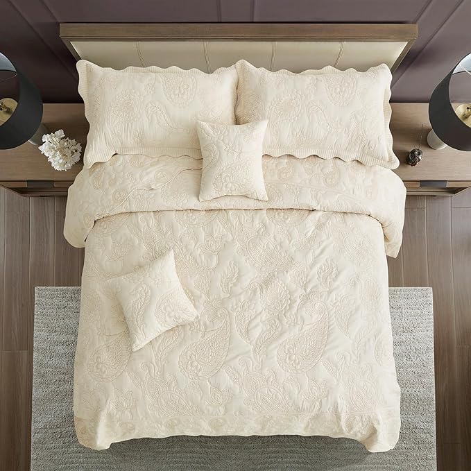 HZ & HY Oversized King Bedspread 138x122 Extra Wide, Quilted Coverlet Bedding Set, Lightweight Thin Comforter, Reversible, Luxurious, 5 Piece, 100% Microfiber, California/Alaskan King, Ivory Yellow