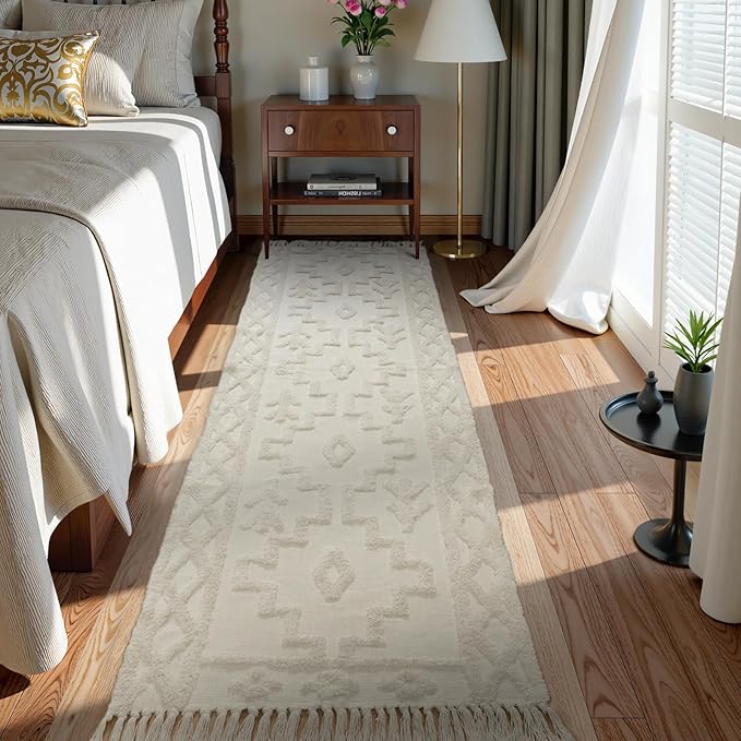 Uphome Boho Runners for Hallways 2.6' x 10', Washable Farmhouse Entryway Runner Rug, Cotton Tufted Bedroom Runner Rugs, Bohemian Tribal Aesthetic Rug for Kitchen Doorway Bathroom Living Room, Beige