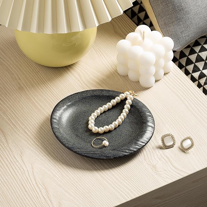 Ring Dish Holder, Jewelry Dishes for Women, Ceramic Trinket Dish Tray, Cute Key Bowl, Decorative Jewelry Plate, Gift for Friends Sister Mom Daughter (black)
