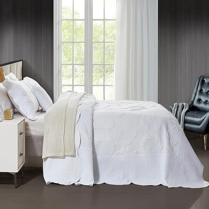 HZ & HY Oversized King Bedspread 128x120 Extra Wide, Quilted Coverlet Bedding Set, Lightweight Thin Comforter, Reversible, 5 Piece, 100% Microfiber, White