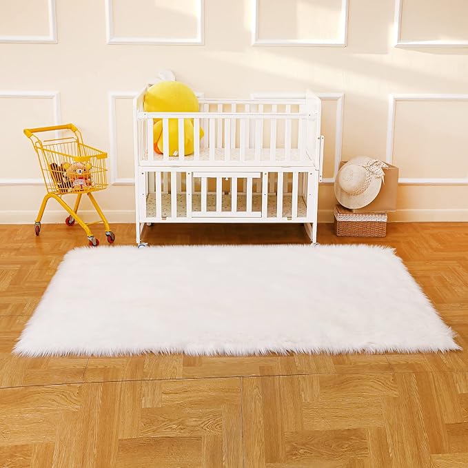 Fluffy Faux Fur Rug White Sheepskin Area Rug,4x6 Ft Ultra Soft Shaggy Plush Rug for Bedroom Bedside Living Room Nursery Kids Room