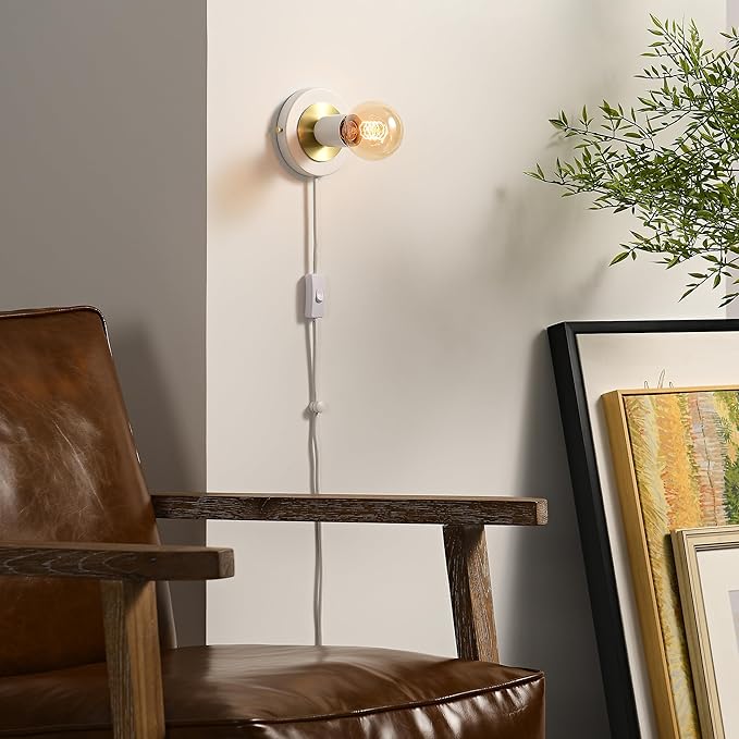 BRIGHTTIA Luna 1-Light Plug-in Wall Sconce - Mid Century Modern Minimalist Bedroom Home Office Lighting - Portable Wall Lamp for Apartments & Small Spaces with No J-Box - White & Gold (BW0026-1WGP)