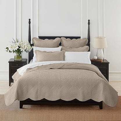 Calla Angel Sage Garden Luxury Pure Cotton Matelasse Quilt, King, Coffee