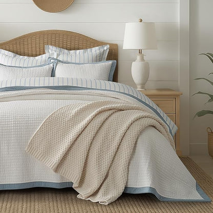 EVERGRACE Cotton Border Frame Tack-Stitch Quilt Bedding Set King Size, Coastal Oversized 3 Pieces Lightweight Bedspread Coverlet for All Season, with 2 Matching Shams, Blue Linen