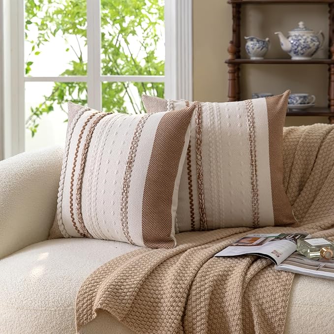 Boho Throw Pillow Covers 18x18 Inch Set of 2, Brown Textured Decorative Couch Pillow Cases for Farmhouse Home Decor, Accent Cushion Cover for Sofa, Bed, Living Room, Bedroom