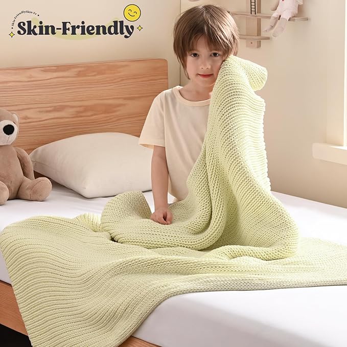 Guohaoi Knitted Weighted Blanket Kids (Cream 40"x60" 7lbs) No Beads Cooling Heavy Blanket, Home Decor Breathable Chunky Knit Throw Blanket for All-Season Use
