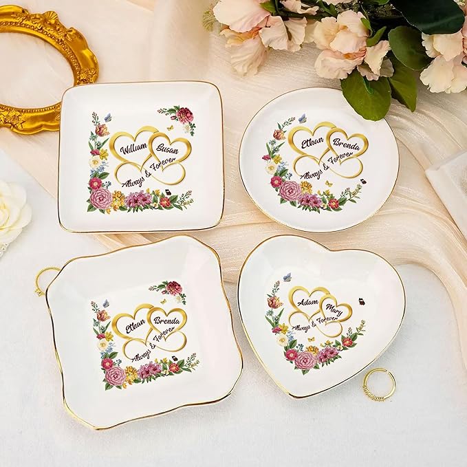 Personalized Mr and Mrs Jewelry Dish Wedding Gift for Couple, Custom Ring Holder Tray, Newlywed Engagement Trinket Plate, Ceramic Ring Dish, Romantic Gift Idea for Bride and Groom