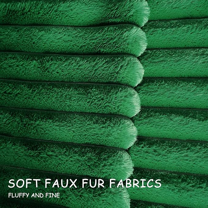 2 Pack 12x20 Pillow Cover Velvet Pillow Covers, Faux Fur Oblong Throw Pillow Covers for Living Room Decorations Throw Pillow Case, Throw Pillow Cover Cushion Cover for Sofa Bedroom Car, Dark Green