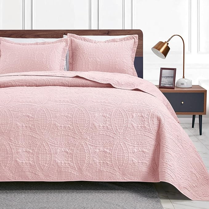 Love's cabin King Size Quilt Set Pink Bedspreads - Soft Bed Summer Lightweight Bedspread Comforter - Modern Style Coin Pattern Coverlet for All Season - 3 Pieces (1 Quilt, 2 Pillow Shams)
