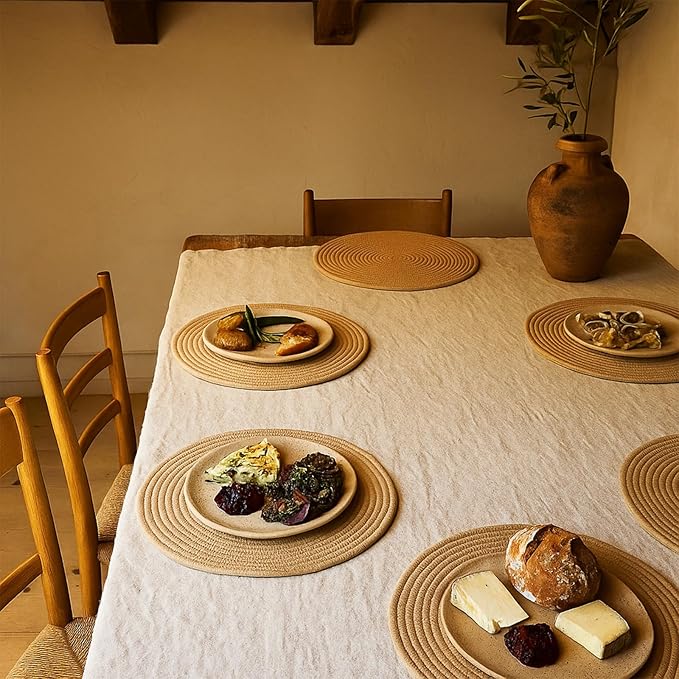 Round Woven Placemats Set of 8 Heat Resistant Placemats 13.5 Inches Farmhouse Cotton Rope Place Mats for Dining Tables Trivets for Hot Dishes, Brown