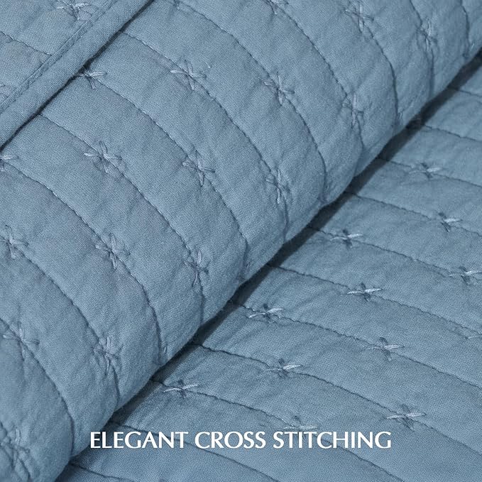 EVERGRACE x Kinsey Walsh Cross Stitch Pre-Washed Cotton Quilt Bedding Set King Size, Oversized 3 Pieces Lightweight Bedspread Coverlet for All Season, with 2 Matching Shams, Dusty Blue, 118"x106"