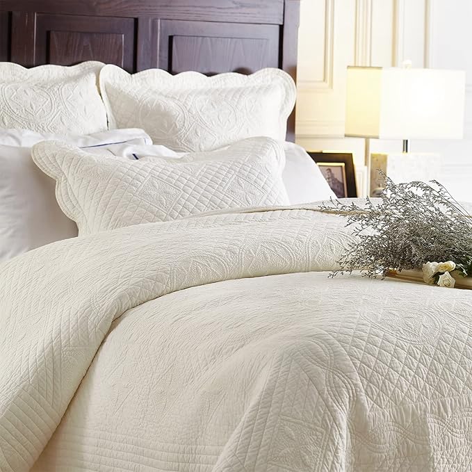 Calla Angel Sage Garden Luxury Pure Cotton Matelasse Quilt Queen, Ivory
