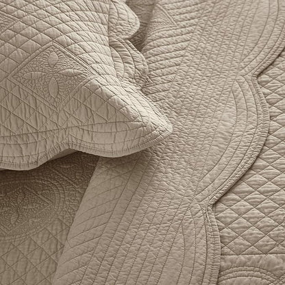 Calla Angel Sage Garden Luxury Pure Cotton Matelasse Quilt, King, Coffee