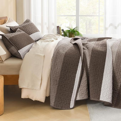 Litanika Oversized King Quilt Set Brown, 128x120 Stripe Bedspread Coverlet 3 Pieces, Brown Lightweight Quilted Bedding Set for All Season(Super King Plus-1 Quilt, 2 Pillowcases)