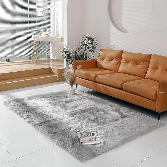 Faux Fur Rug Sheepskin Grey Shag Fluffy Fuzzy 5x7 ft Rugs for Bedroom Bedside Bed Floor Living Room Plush Rectangle High-Density Cushion Carpet Super Sofa Cover