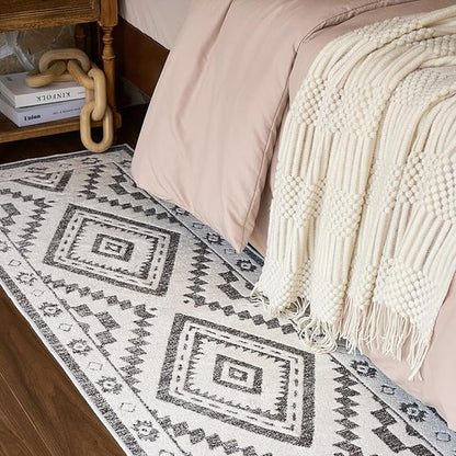 Moroccan Washable Entryway Rug 2x3, Geometric Decorative Woven Area Rug, Non-Slip Boho Accent Soft Low-Pile Indoor Door Mat, Small Throw Rug for Bathroom Front Porch, Dark Brown/White