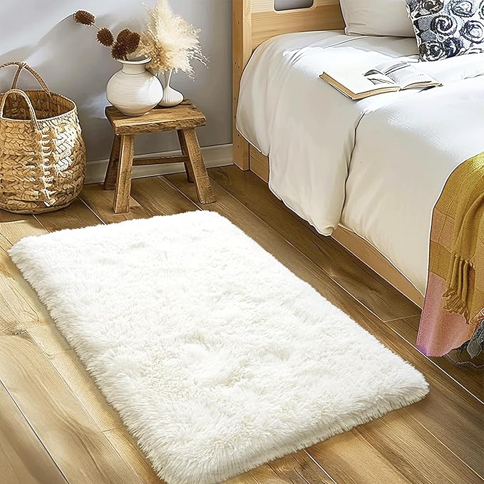 Small Rugs for Bedroom, 2x3 Soft Fluffy Fuzzy Area Rug, Non Slip Shag Rugs for Living Room Dorm Girls Boys, Kids Carpet Modern Home Decor Aesthetic, Cream White