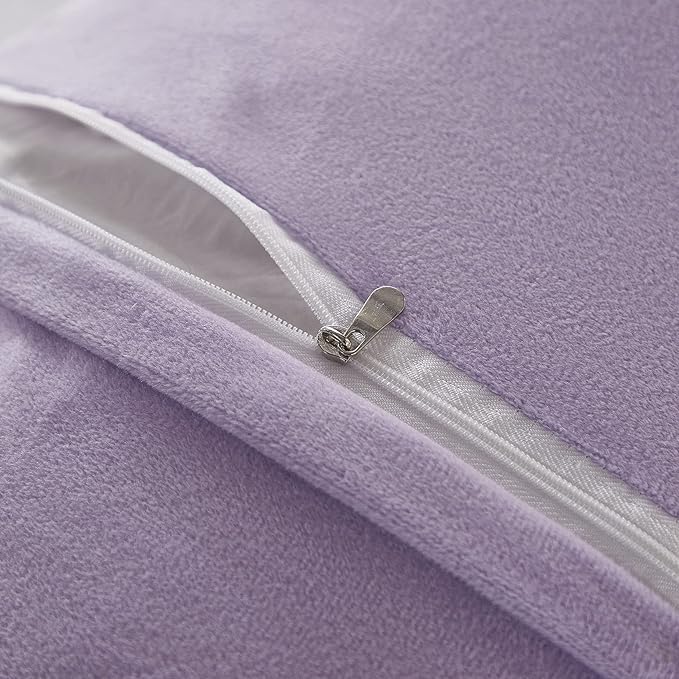 Uhamho Set of 2 Standard Faux Fur Throw Pillow Covers Soft Velvet Decorative Pillowcases Zipper Closure (Lilac, 20"x26")