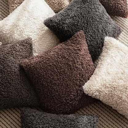 Foindtower 2 Pieces 18x18 Inch Red Brown, Faux Fur Throw Pillow Cover Accent Sherpa Furry Pillow Covers Fuzzy Soft Pillowcases Cozy Sheepskin Decorative Fleece Cushion Case for Bed Couch Living Room