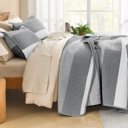 Litanika Quilt Queen Size Silver Grey, Stripe Patchwork Summer Bedspread Coverlet 3 Pieces, Soft Lightweight Microfiber Quilted Bedding Set for All Season(1 Quilt, 2 Pillowcases)