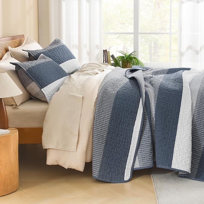 Litanika Oversized King Quilt Set Navy Blue, 120x120 Stripe Bedspread Coverlet 3 Pieces, Navy Blue Lightweight Quilted Bedding Set for All Season(Super King-1 Quilt, 2 Pillowcases)