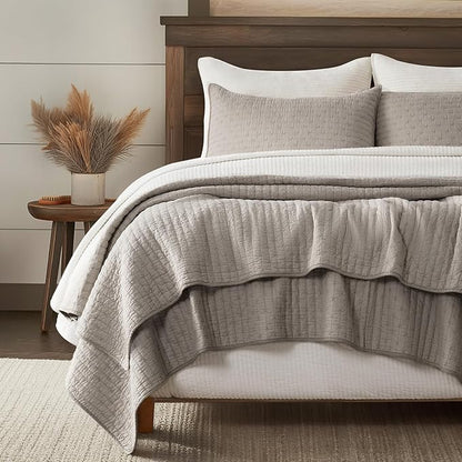 EVERGRACE Cross Stitch Pre-Washed Cotton Quilt Bedding Set Queen Size, Oversized 3 Pieces Lightweight Bedspread Coverlet for All Season, with 2 Matching Shams, Taupe, 92"x96"