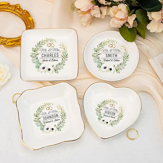 Personalized Couple Jewelry Dish Wedding Gifts for Newlyweds, Custom Mr and Mrs Ring Tray, Engagement Ceramic Ring Holder, Bridal Shower Trinket Plate, Romantic Gift for Husband Wife
