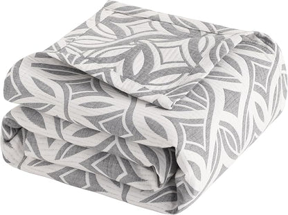 NTBAY 3 Layers Cotton Muslin 106x92 King Bed Blanket, Super Soft Breathable Thermal Yarn Dyed Quilt for Adults, Perfect Lightweight Blanket for Couch Sofa Bed All Seasons, Grey Twisted Line
