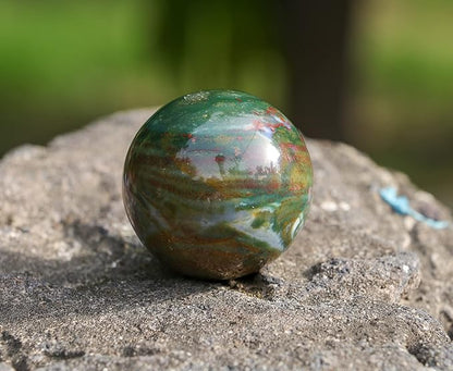 Crocon 50mm Green Blood Stone Sphere Ball with Metal Stand 1400+ Carats Gemstone Ball Healing Sphere Sculpture Figurine for Fengshui Divination Home Decoration Photography Crystal Sphere