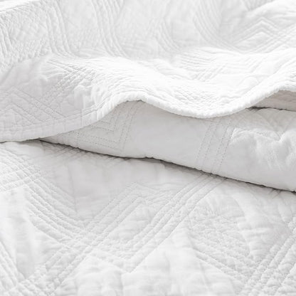 WDCOZY 100% Cotton White Oversized California King Size Quilt Bedding Sets with 2 Pillow Shams, Shabby Chic Rustic Textured Gauze Lightweight Country Soft Bedspread Coverlet for All Season