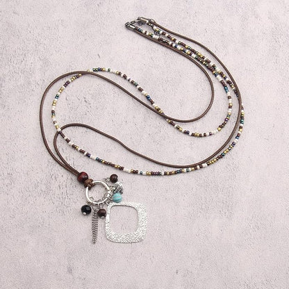 Leather Necklace for Women Boho Choker Necklace Long Cord Leather Pendant Bohemian Neckalce Vintage Alloy Pendant Leather Rope Necklace Wooden Necklaces for Women