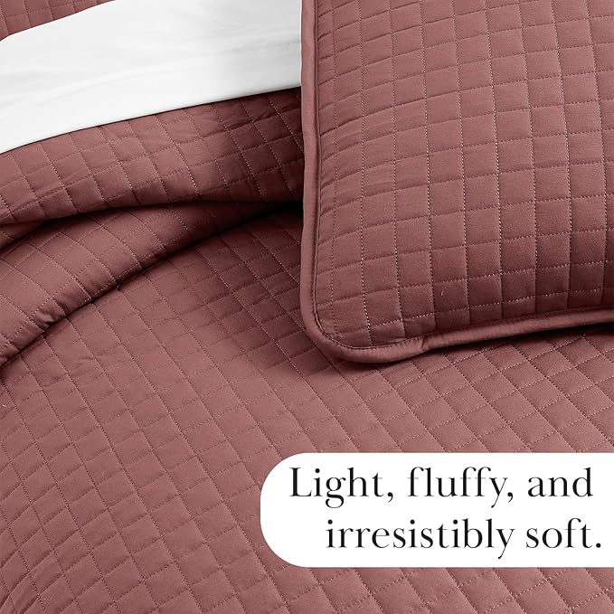 Southshore Fine Living, Inc. Queen/Full Size Quilt Bedding Set with 2 Pillow Shams, Soft Comfy Queen Coverlet/Full Size Bedspread, Machine Washable, Easy Care, Oversized for Total Coverage, Marsala