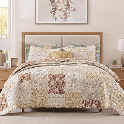 CASAAGUSTO Queen Quilt Set - 3 Pieces Patchwork Terracotta Quilt Bedding Set, Lightweight Queen Bedspread Coverlet, Reversible Floral Bed Cover for All Seasons (90"x94", 1 Quilt + 2 Pillow Shams)