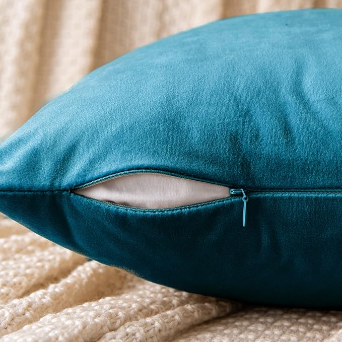 EMEMA Pack of 2 Velvet Throw Pillow Covers Decorative Square Pillowcase Soft Solid Cushion Case for Sofa Bedroom Chair Car 18x18 Inch Teal