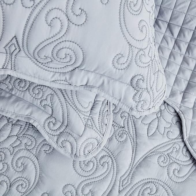CHIXIN Oversized Bedspread Coverlet Set King Size - Lightweight Bedding Cover - Beautiful Stitching - 5 Piece Reversible Bedspread - Luxury Damask Paisley Pattern (King, Light Grey)