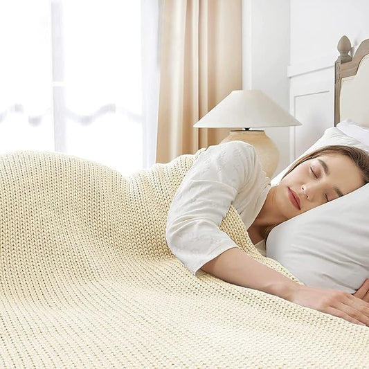 Guohaoi Knitted Weighted Blanket for Adults (Cream 48"x72" 20lbs) No Beads Cooling Throw Blanket for Hot Sleepers, Home Decor Breathable Chunky Knit Heavy Blanket Use on Full Size Bed