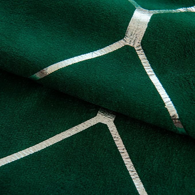 WACOMECO Silver Throw Pillow Covers, Pack of 2 Soft Velvet Decorative Cushion Covers for Couch Sofa Home Decoration, Emerald Green, 18x18 Inch