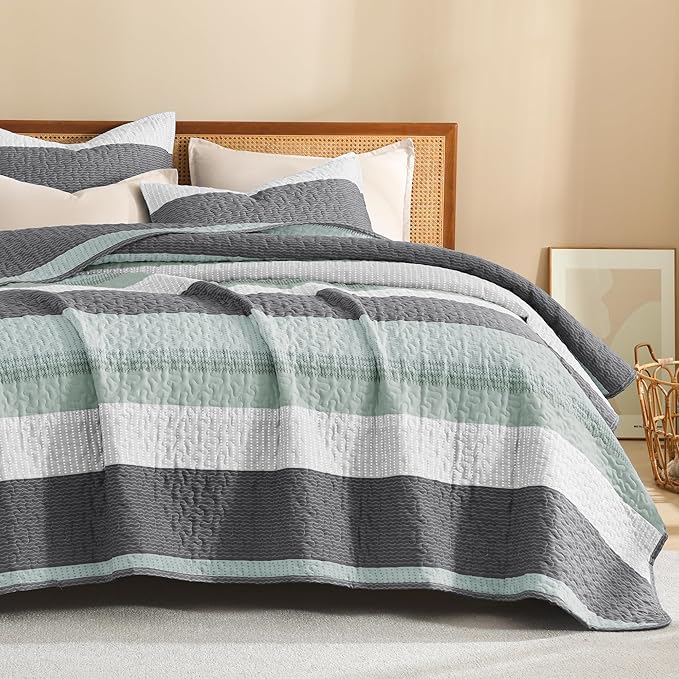 Litanika Oversized King Quilt Set Sage Green, 128x120 Stripe Bedspread Coverlet 3 Pieces, Sage Green Lightweight Quilted Bedding Set for All Season(Super King Plus-1 Quilt, 2 Pillowcases)