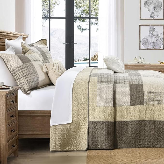 Oversized Bedspread Quilt 120x120-100% Cotton Plaid King Bedspreads Coverlet, Farmhouse Quilted Bedding Cover for All Season, Reversible, Lightweight, 3 Piece, Brown/Beige