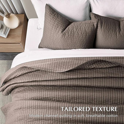 EVERGRACEHOME Cotton Sateen Quilt Set Queen Size, Pre-Washed Cotton Channel Stitch Coverlet Bedspread, 3 Pieces Lightweight Soft Bedding Sets for All Season, with 2 Pillow Shams, Mocha Brown