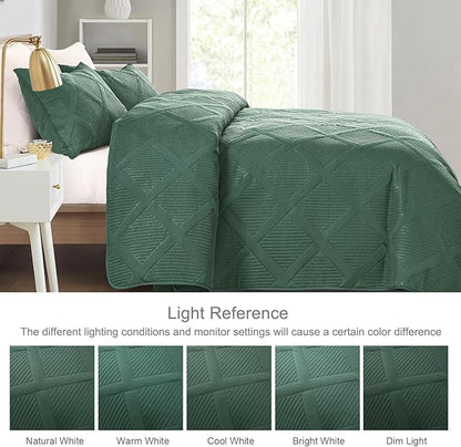 Exclusivo Mezcla King Quilt Set- Green Quilts Bedding Set with 2 Pillow Shams, Modern King Bedspread with Striped Pattern, Soft Lightweight Bedspreads Coverlets for All Seasons